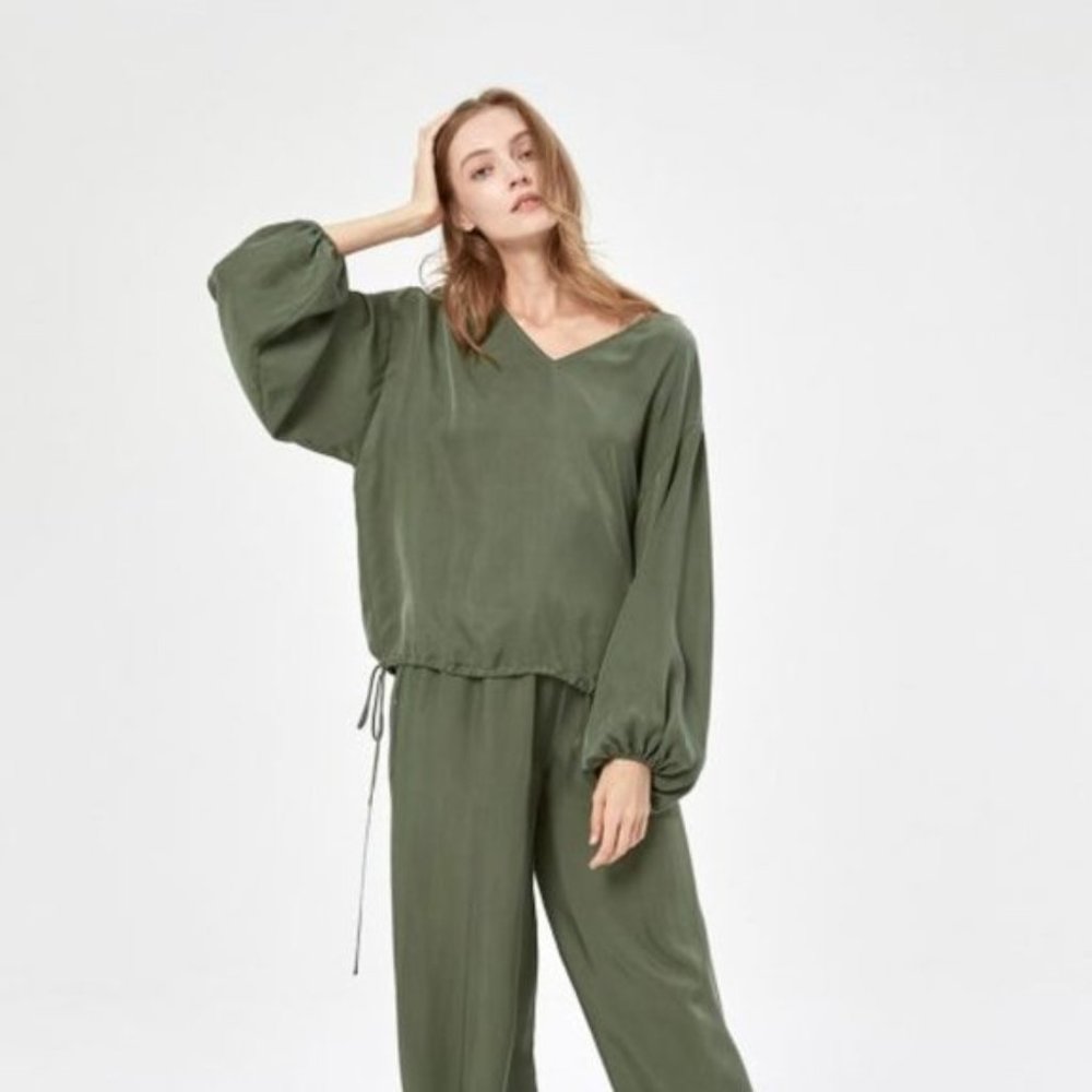 Nap Loungewear Puff Sleeve Top &  Puff Sleeve Pant in Jade size L NWT